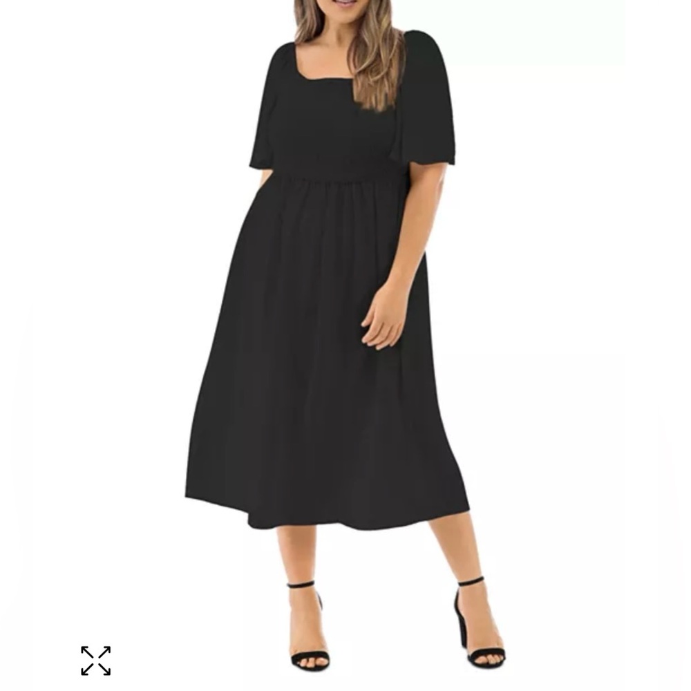 Bobeau Mathilde Smocked Dress in black size large (10-12)